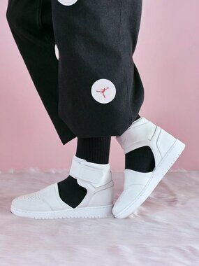 Jordan 1 Lover XX Women's White The Reimagined High Mule Sandals Size US 7